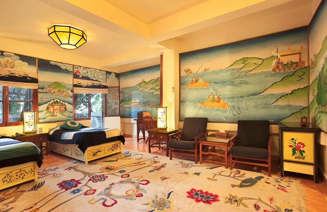 Chonor House-1