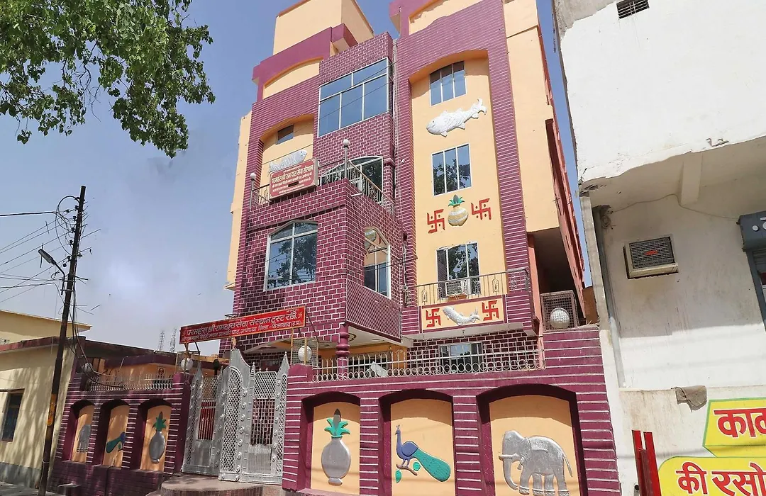 Spot On 38000 Vaidehi Bhawan-1