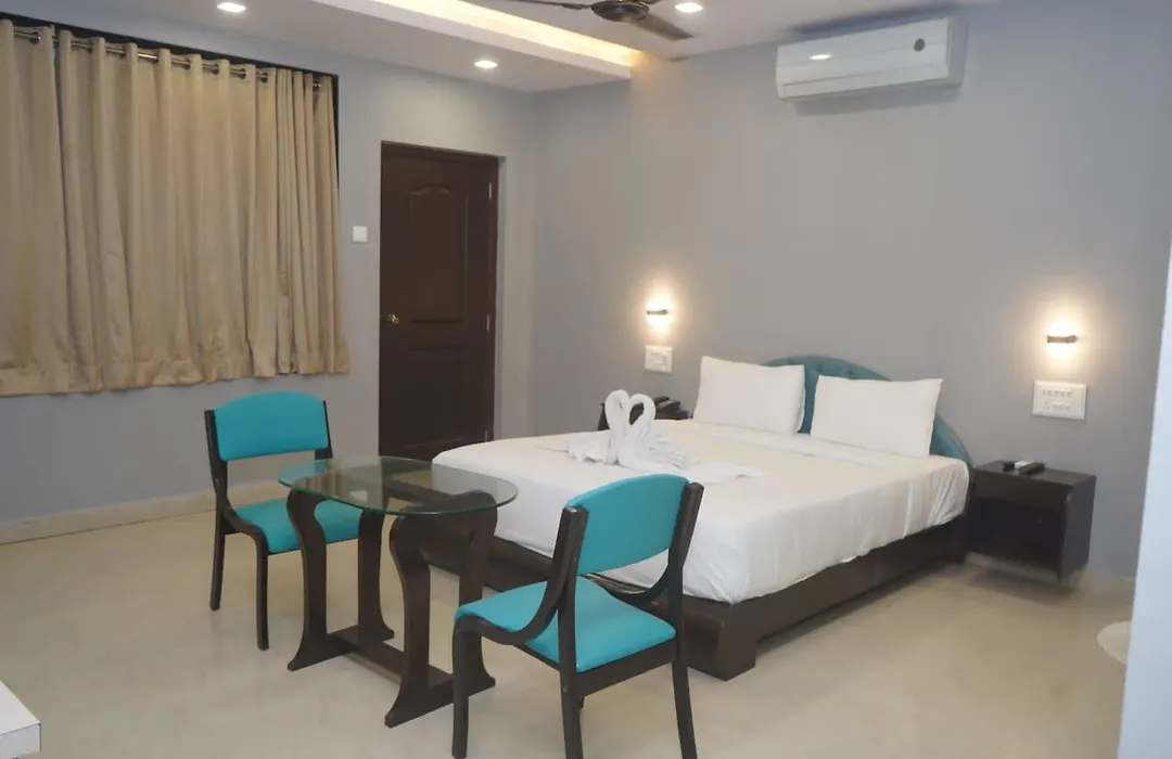 Areca Palms Hotel & Resort-1