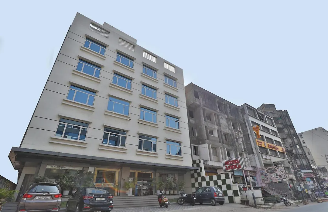Hotel Limra Vadodara-1