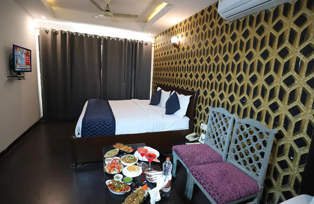 Hotel Delhi Airport Plaza Igi Airport , Free Airport Pickup-1