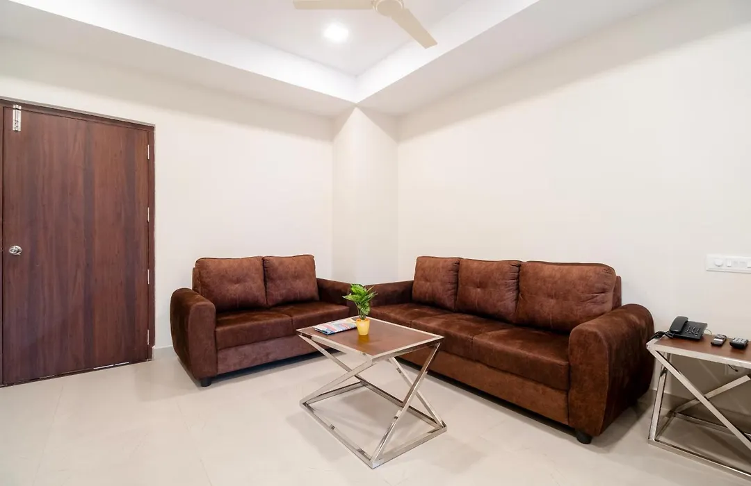 Monday Hotels Swarnas The Capital-1
