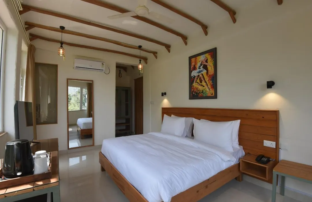 Ekawa Ganga By Lawrence Hotels-1