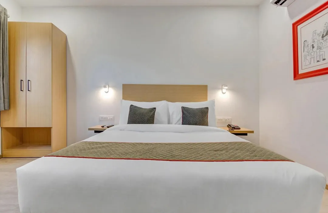 Hotel King Plaza Near Igi Airport-1