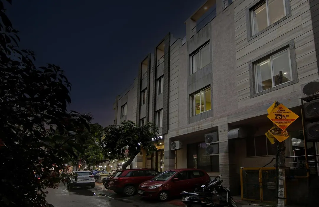Townhouse Grand Inn-1