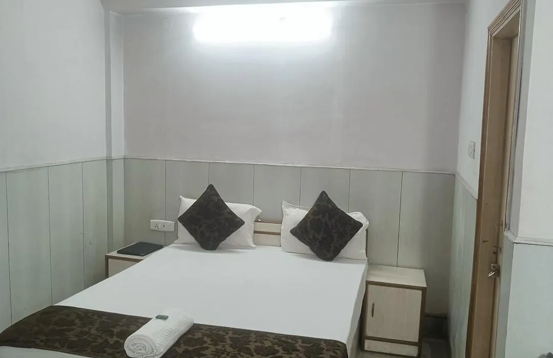 Hotel Aditya Palace-1
