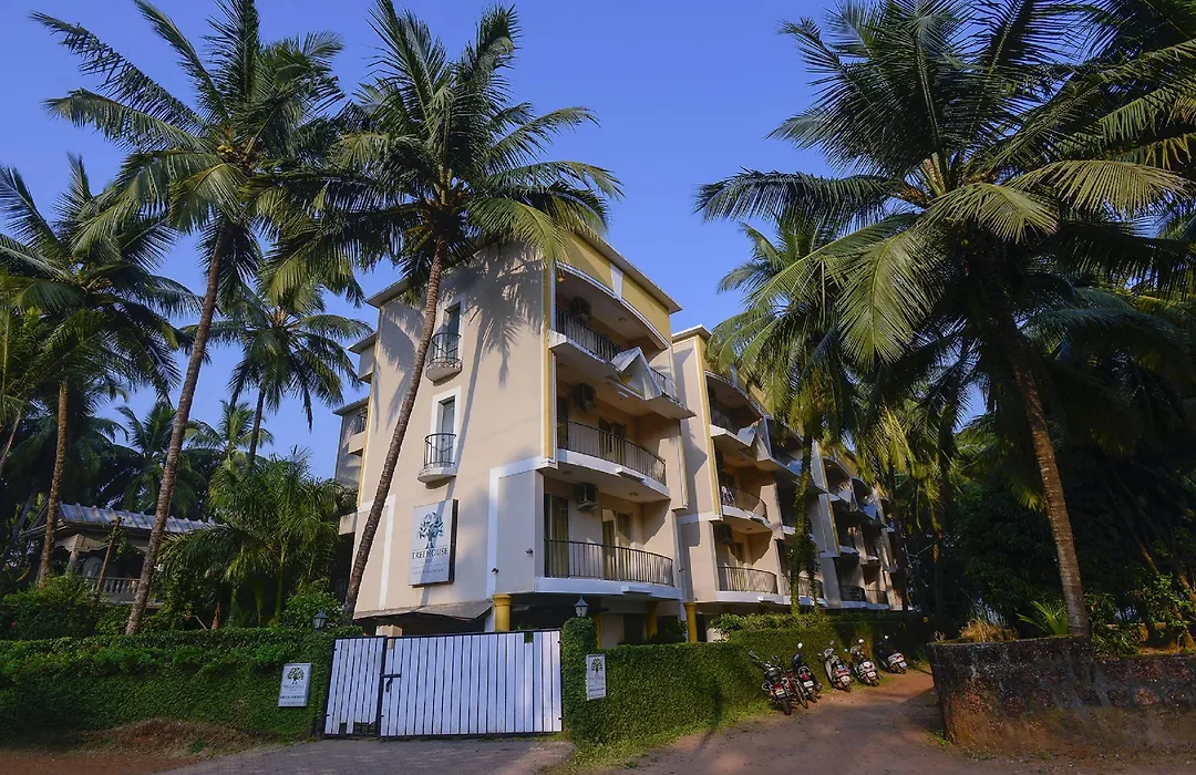 Treehouse Blue, Hotel & Serviced Apartments-1