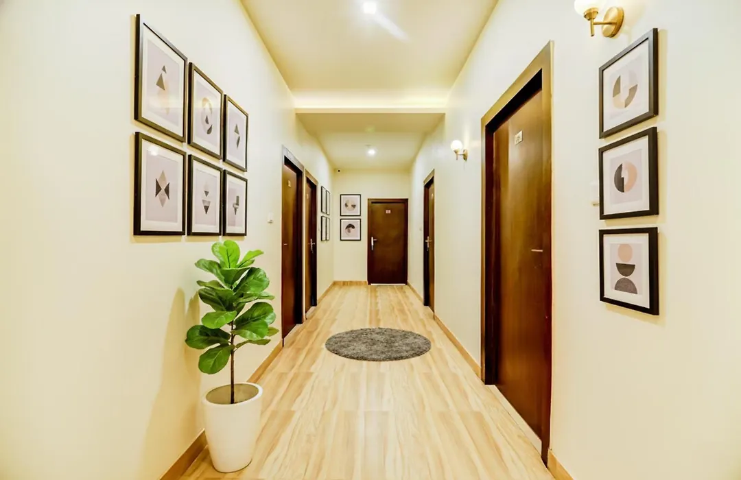 Fabhotel Solitaire Inn-1