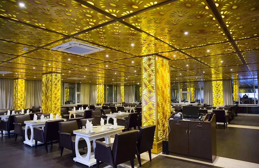 Hotel Benzz Park Vellore-1