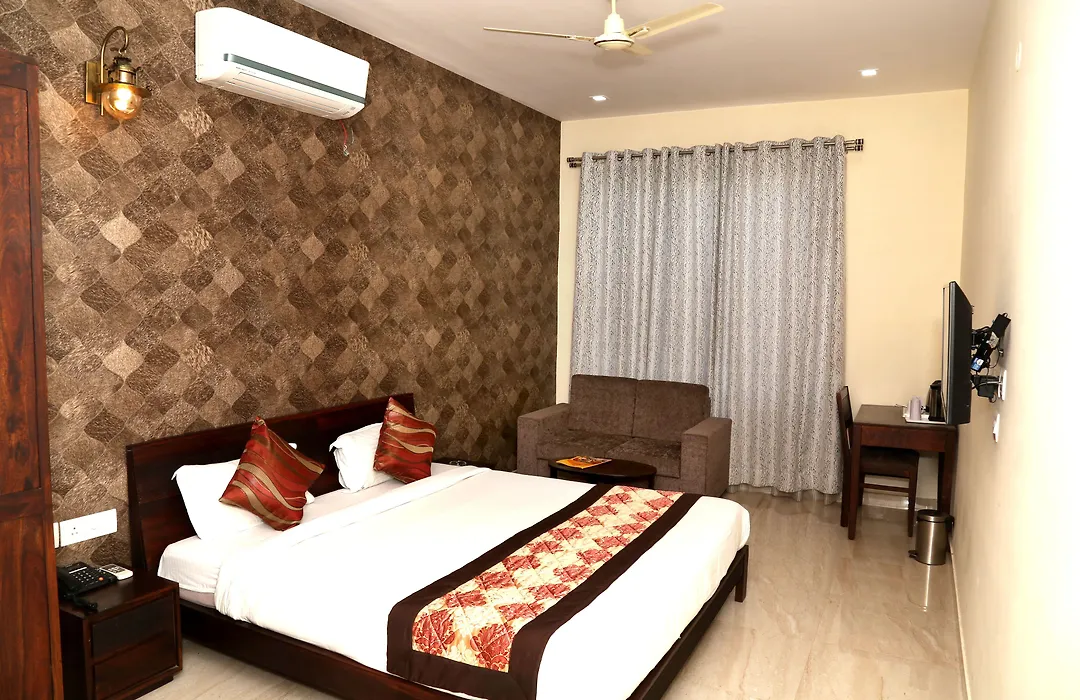 Hotel The Grand Kukas-1