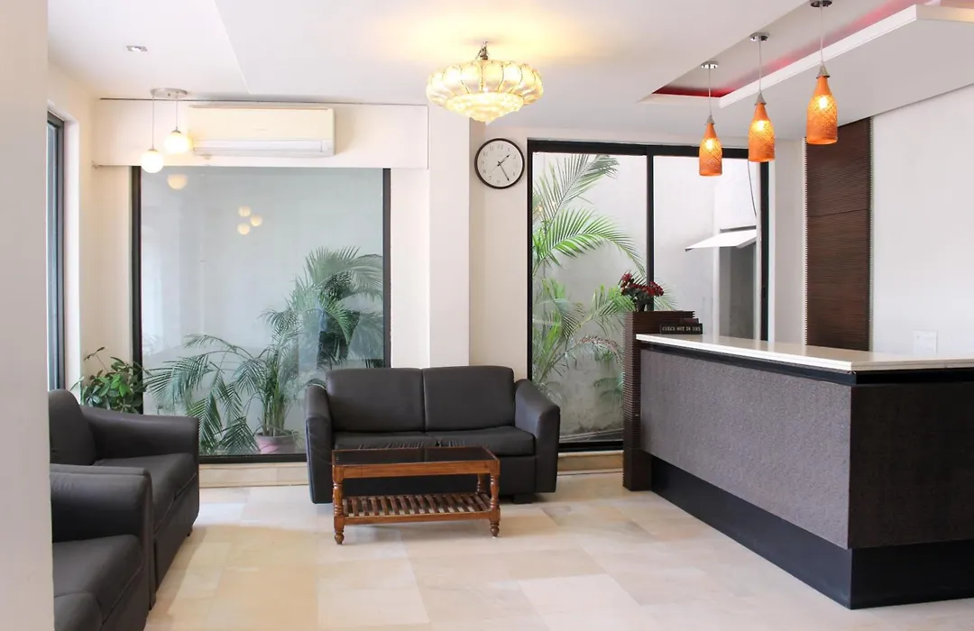 Hotel Aarya Inn-1