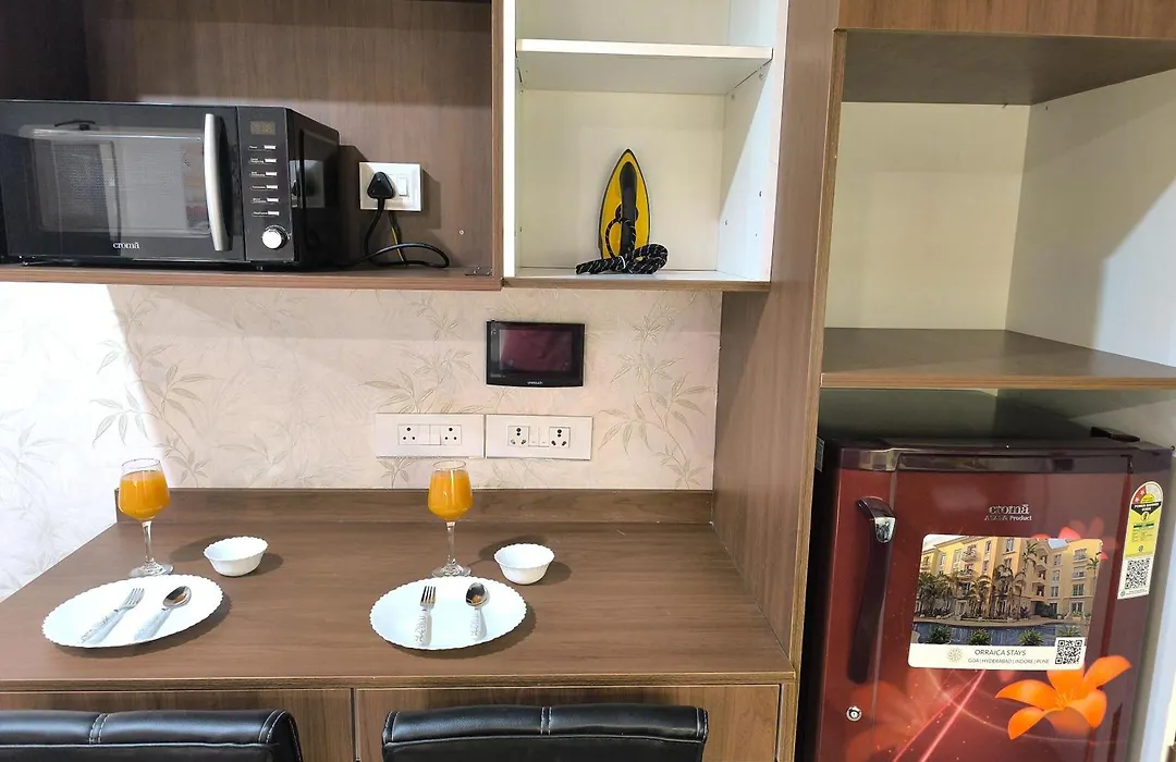 Urban Nest - Neon Homeotel -1 Km From Airport-1