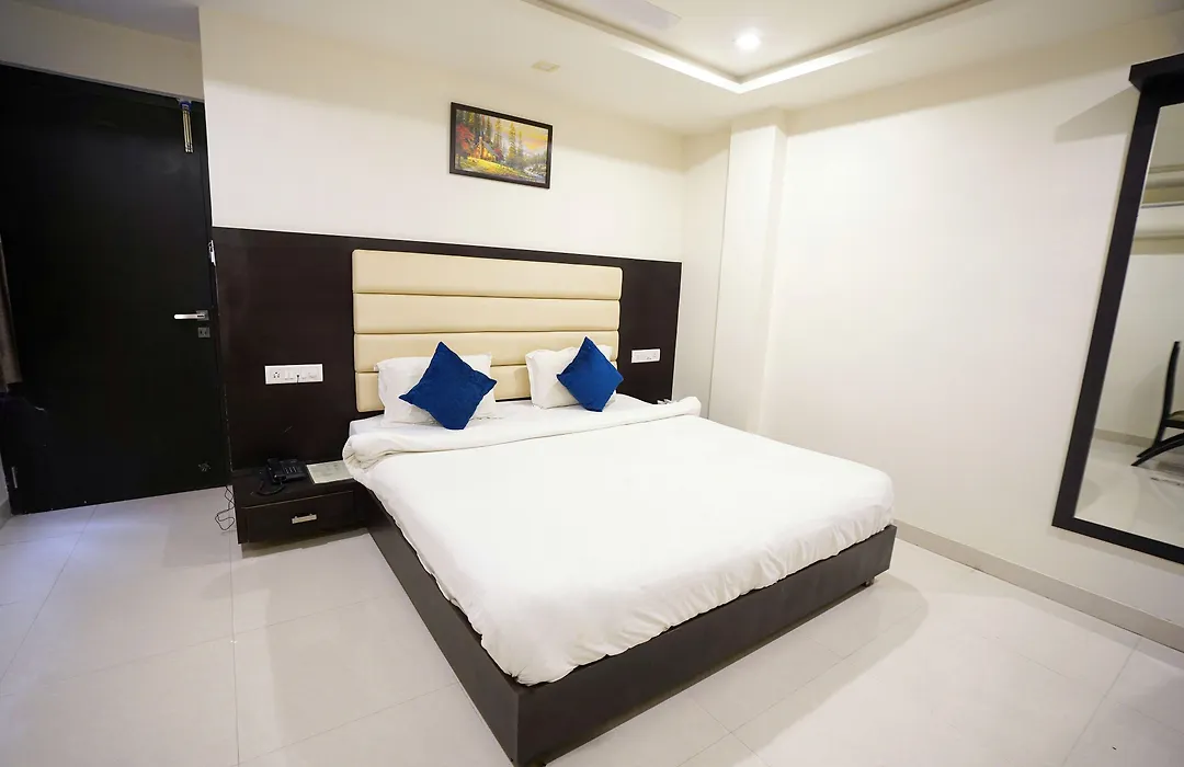 Hotel Suryansh-1