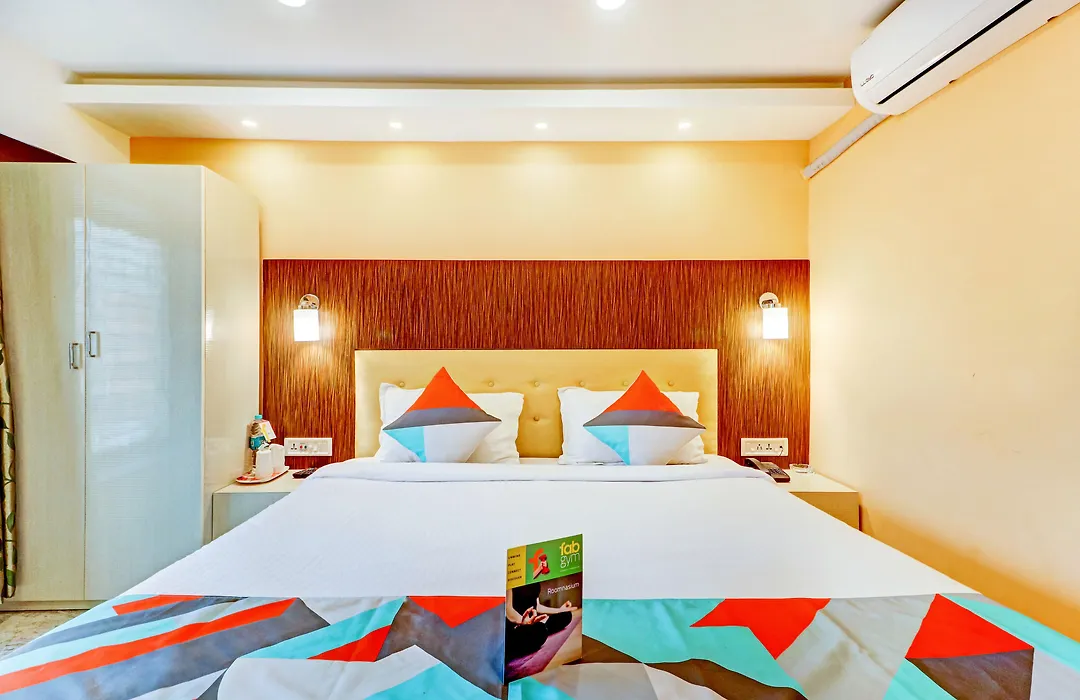 Fabhotel Step Inn-1