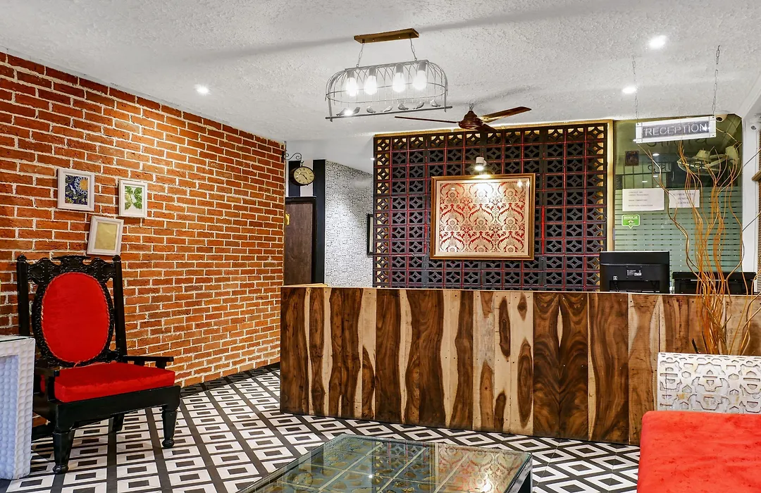 Itsy Hotels Banana Boutique-1