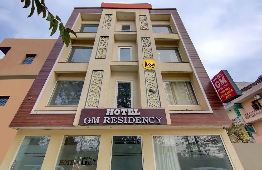 Itsy Hotels Gm Residency-1