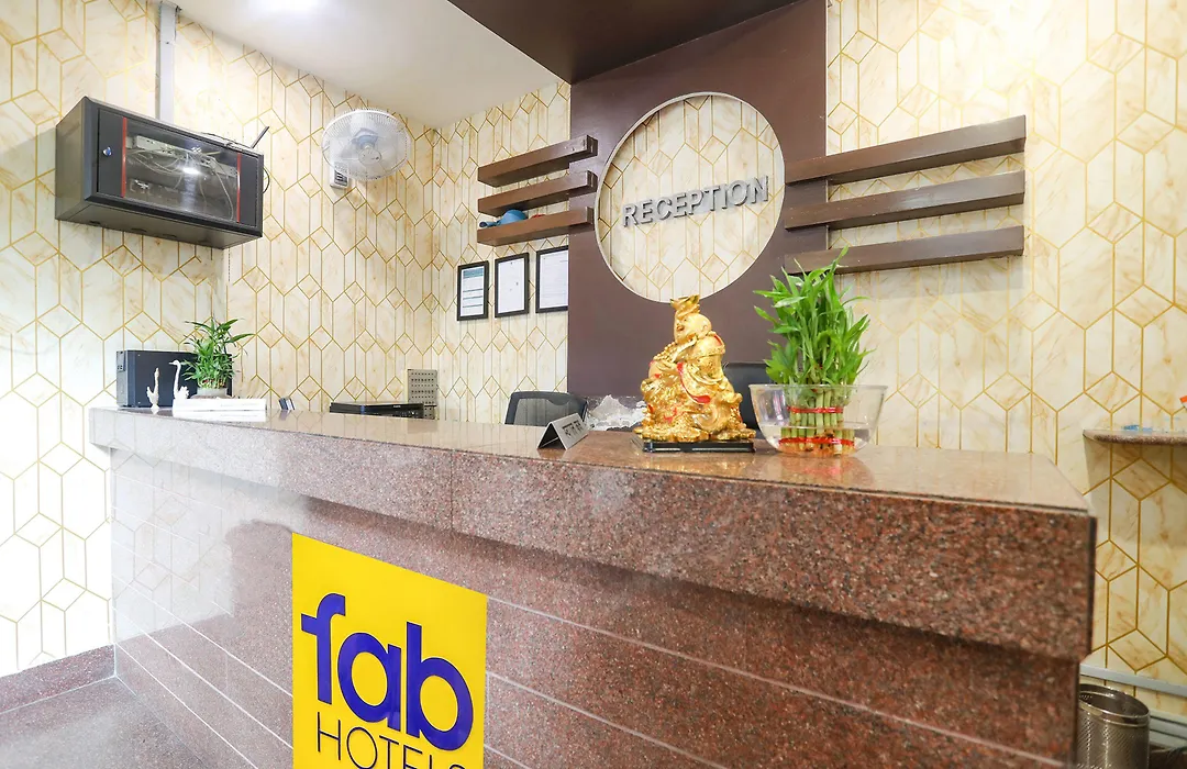 Fabhotel Dua Continental-1