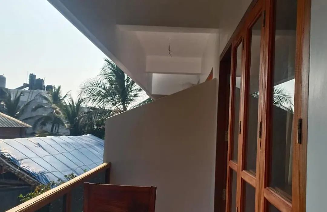 Tippys Beach Resort-1