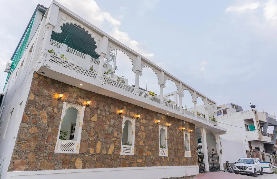 Emperor Palace Heritage Villa Udaipur-1
