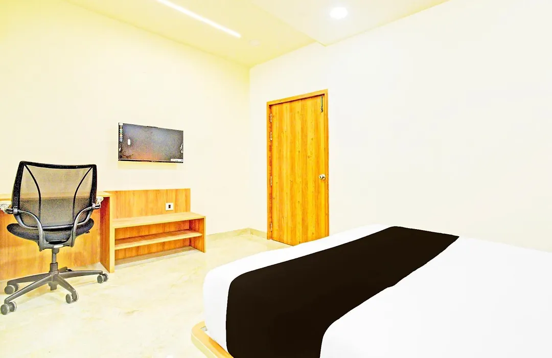 Super Townhouse Oak Kompally-1