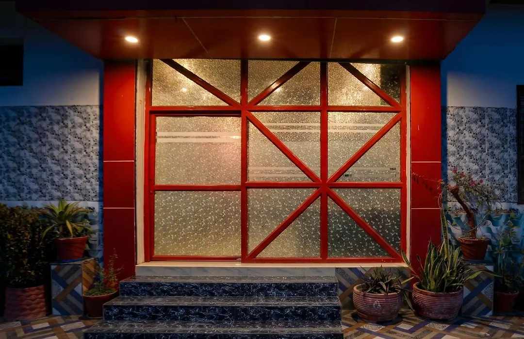 Hotel O Rae Bareli Railway Junction Formerly Nova Resorts & Luxury Farm-1