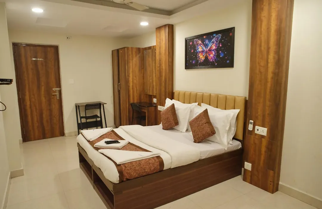 Ganesh Guest House-1