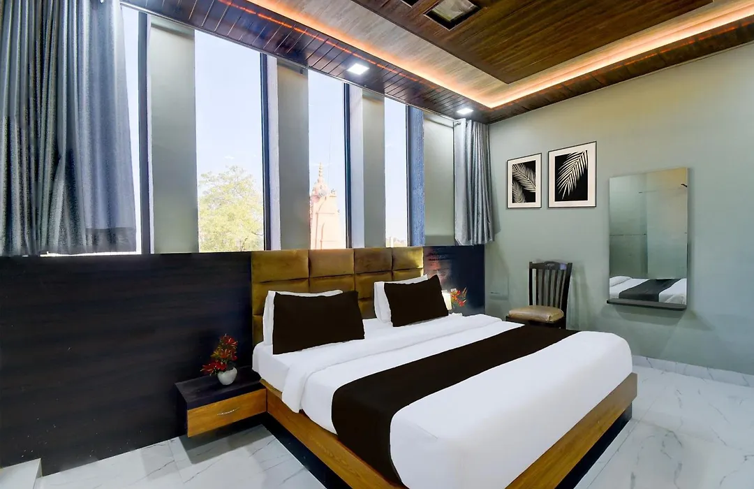 Hotel O Kishan Palace-1