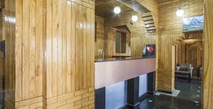 Hotel Pamposh-1
