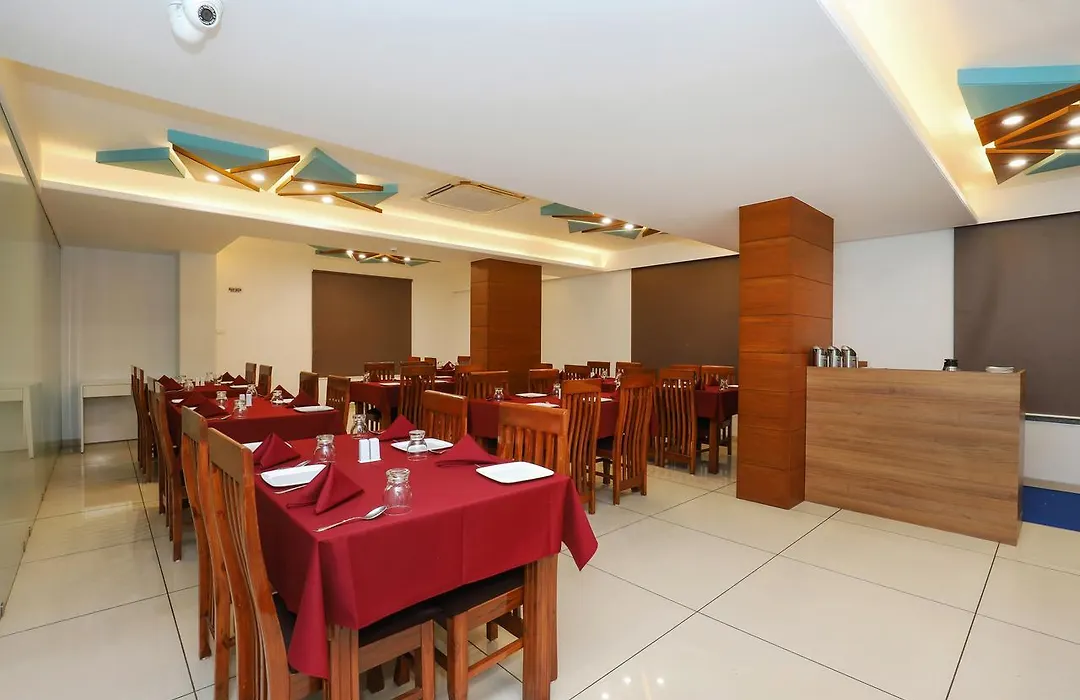 Hotel Avista - Unmarried Couples And Nri Not Allowed-1