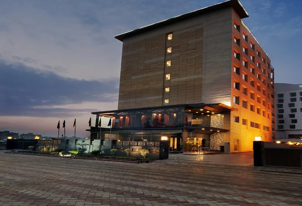 The Golden Palms Hotel & Spa, Delhi-1