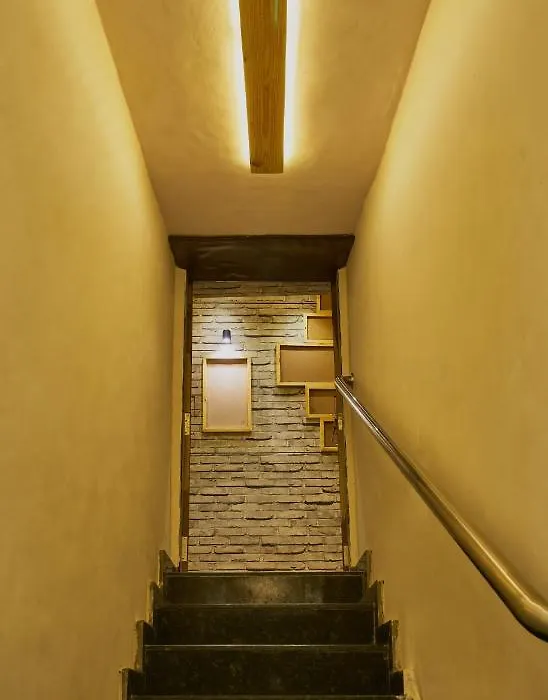 Tranquil La Casa-1
