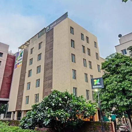 Treebo Iris Suites-3