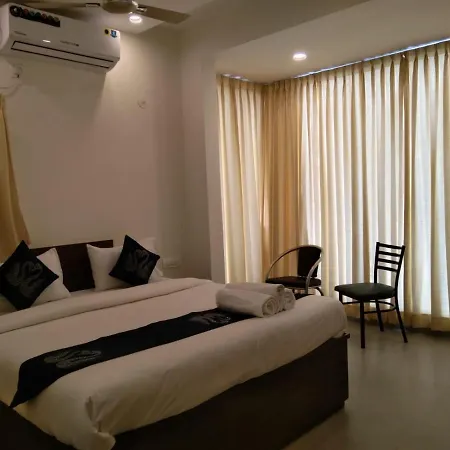 Hotel Amulya Fine Dine-3