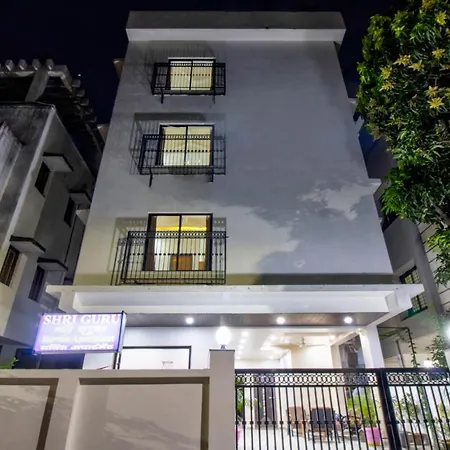 Itsy Hotels Shri Guru Service Apartment-2