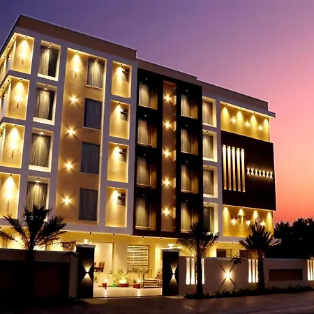 Hotel Aarna-2