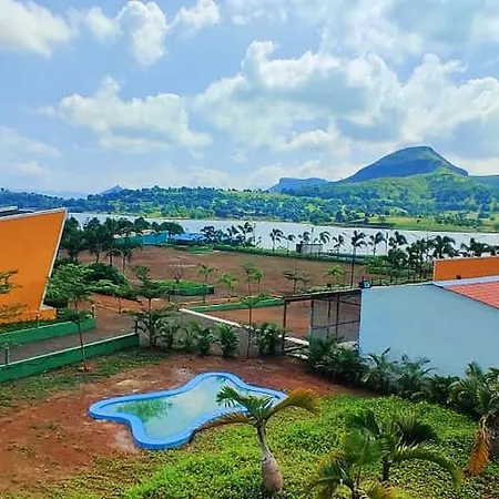Mountain N Lake Resort-3
