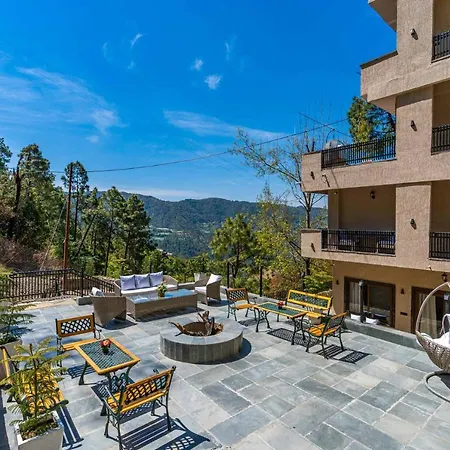 Villa Anvira By Gtv Estate By Veo, Stayvista - 7Bhk With Pet Friendly & Mountain View-3