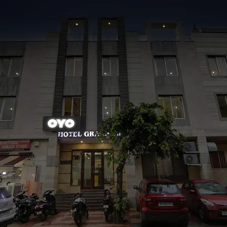 Townhouse Grand Inn-2