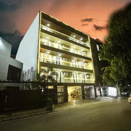 Limewood Stay - Executive Huda City Center-3