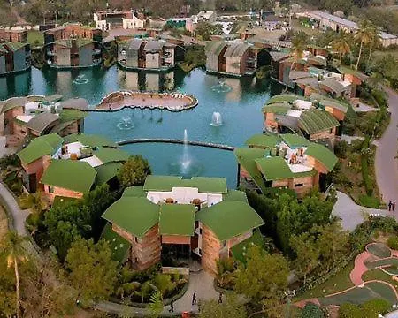 Neonz Resort & Club-3