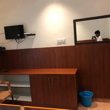 Hotel Thilak-3