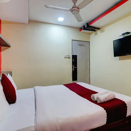 Hotel Icon Near T-2 International Airport Mumbai-3