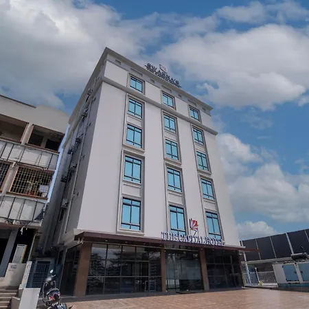 Monday Hotels Swarnas The Capital-2