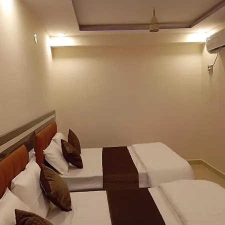 Aadya Inn New Luxury Hotel-2