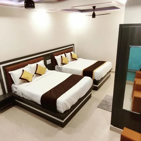 Aadya Inn New Luxury Hotel-3