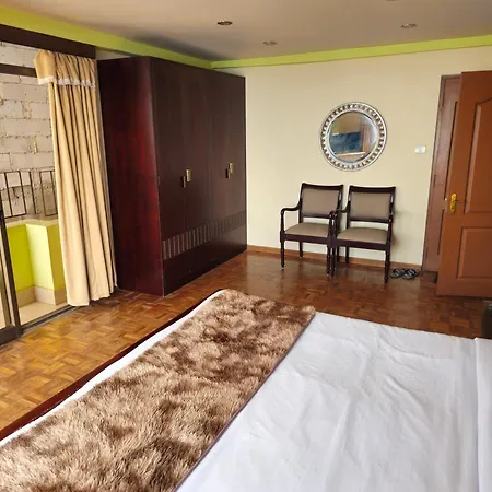 Royal Vista - Guest House-3
