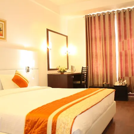 Oyo 2037 Hotel Manor-3