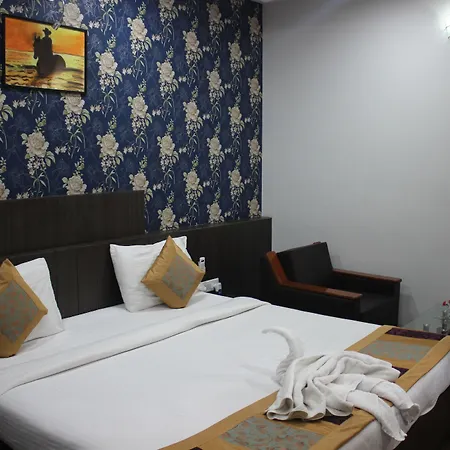 Hotel Flowers Inn-3