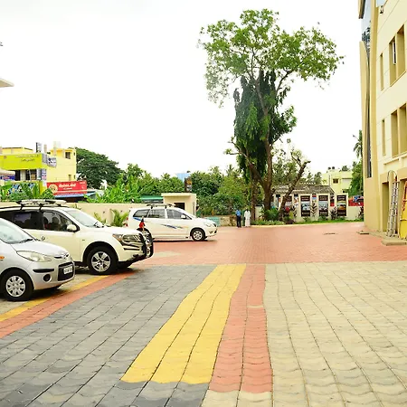 Hotel Aadhi-3