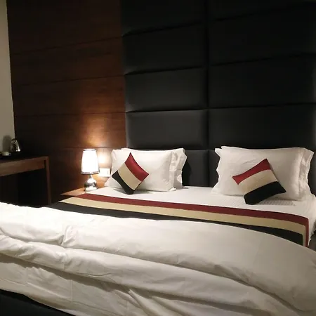 Hotel Crossroad-2